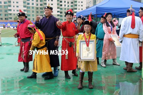Э.Энххүслэн: Түрүүлснээ мэдээд баярласан бас уйлмаар санагдсан